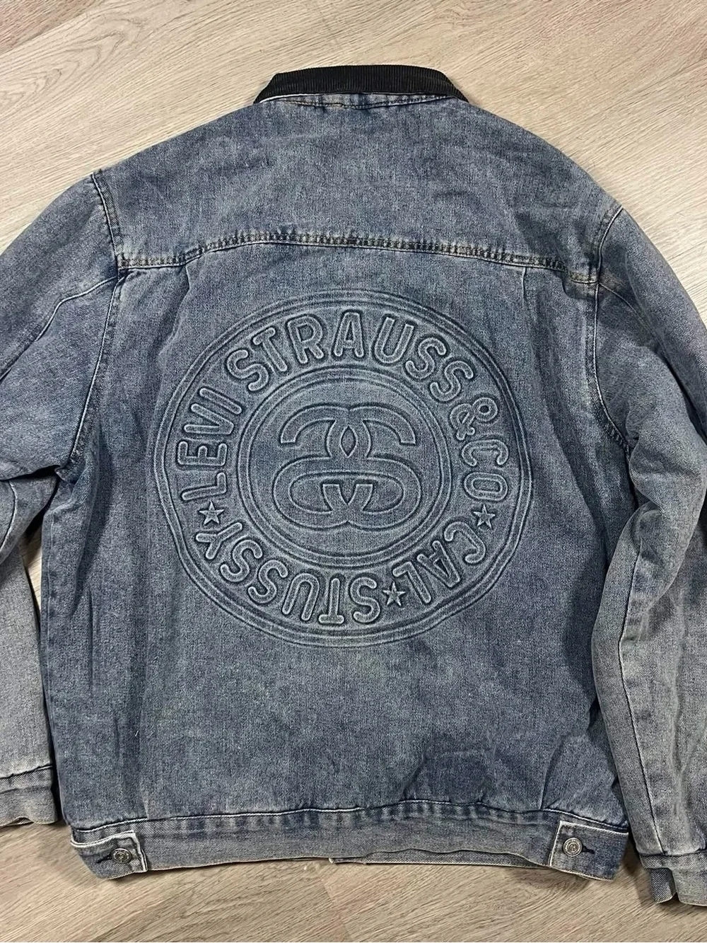 Stussy Levi’s Denim Jacket Size Large